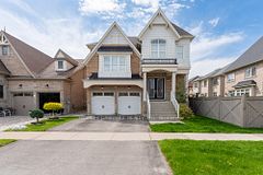 7 Nicort Road, King, ON, exterior