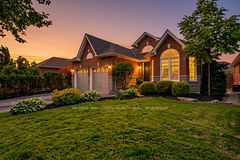 15 Ivygreen Road, Georgina, ON, exterior