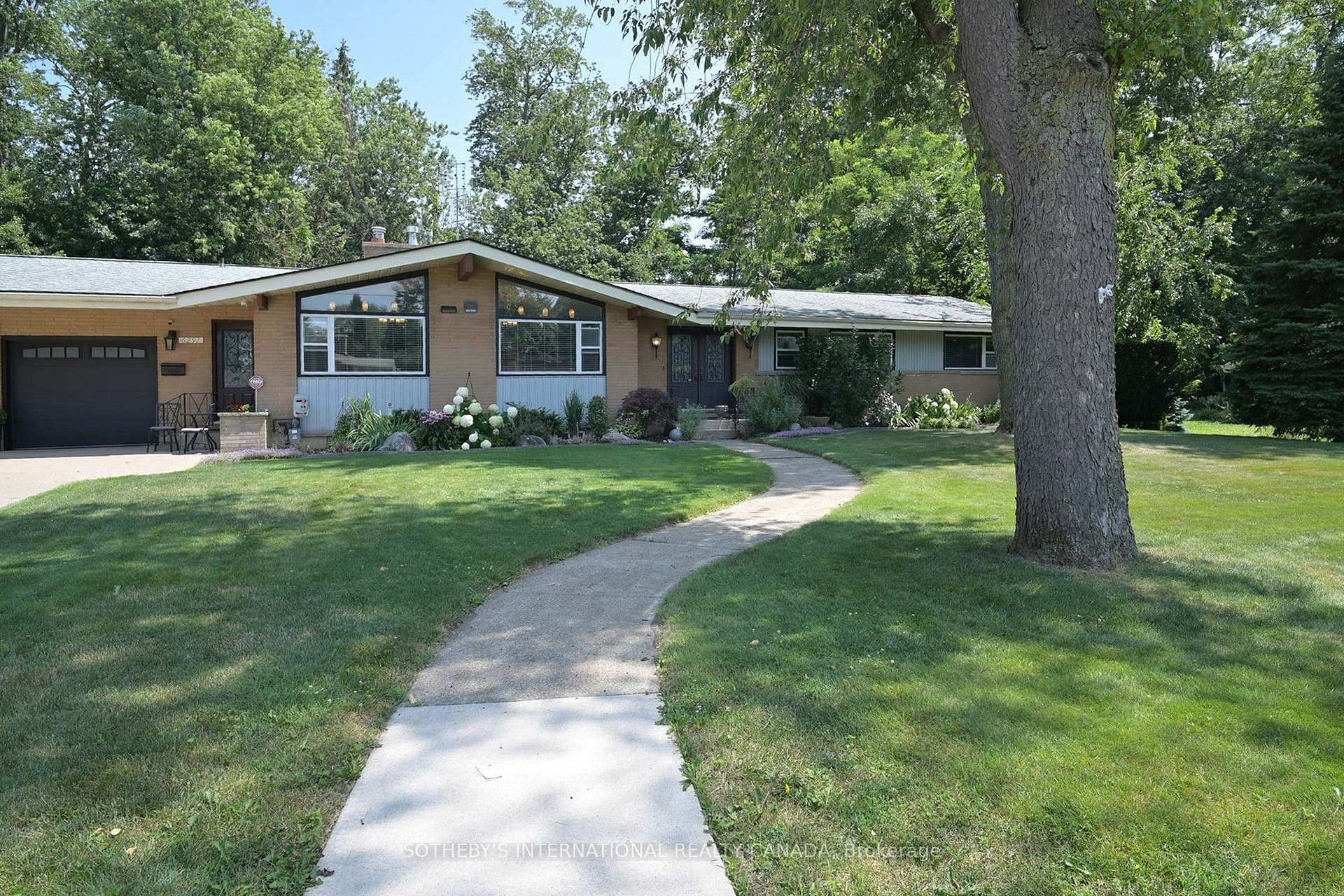 6292 BROOKFIELD Avenue, Niagara Falls, ON, exterior