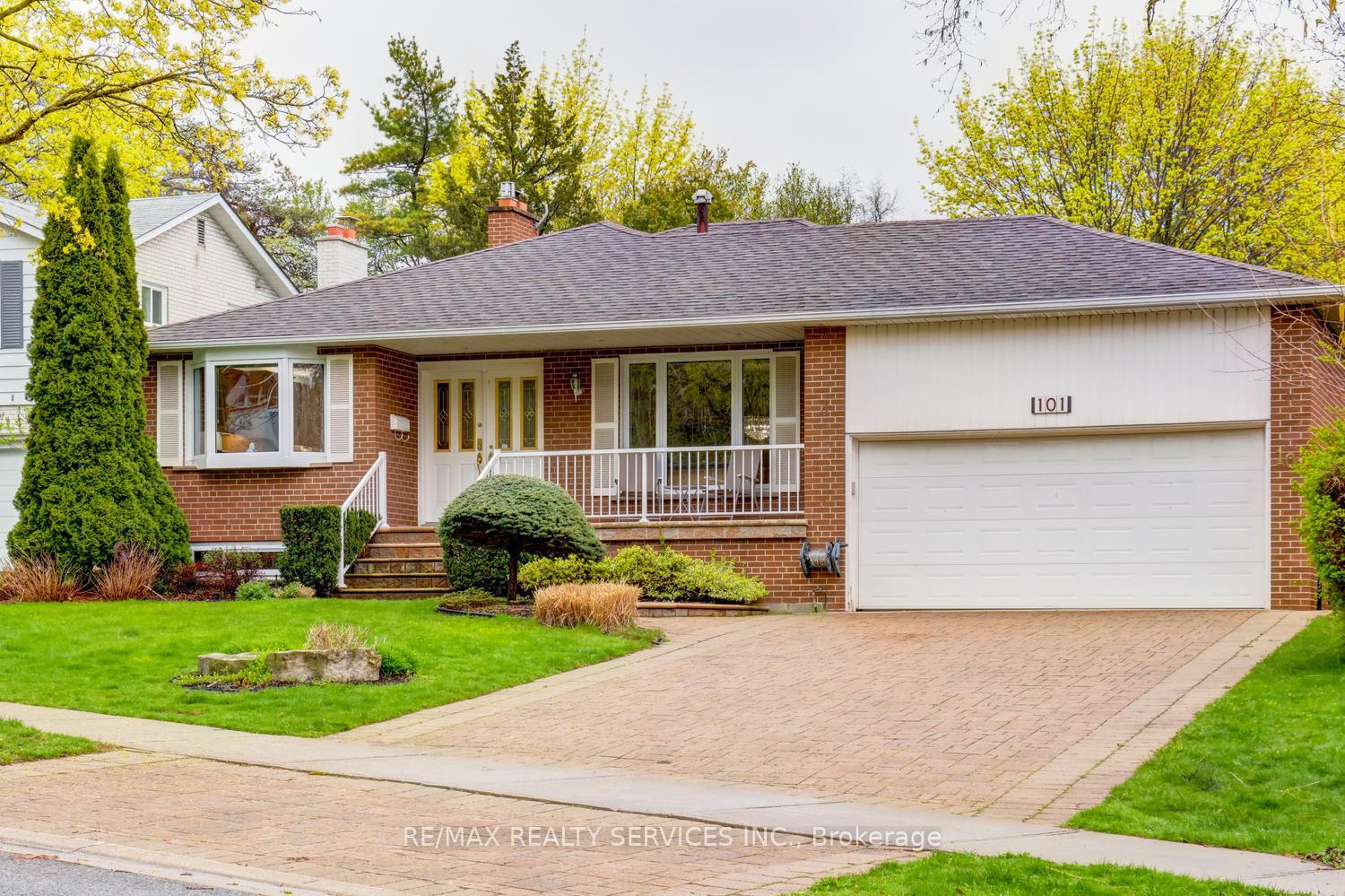 101 George Henry Boulevard, Toronto C15, ON, exterior