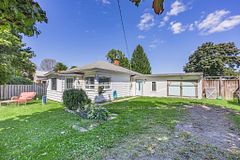 3829 Crossland Road, Springwater, ON, exterior