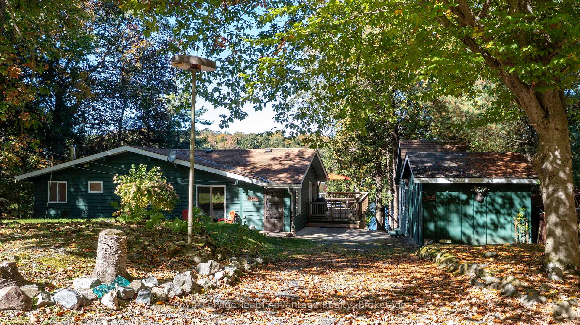 8 Firefly Way, Seguin, ON, exterior