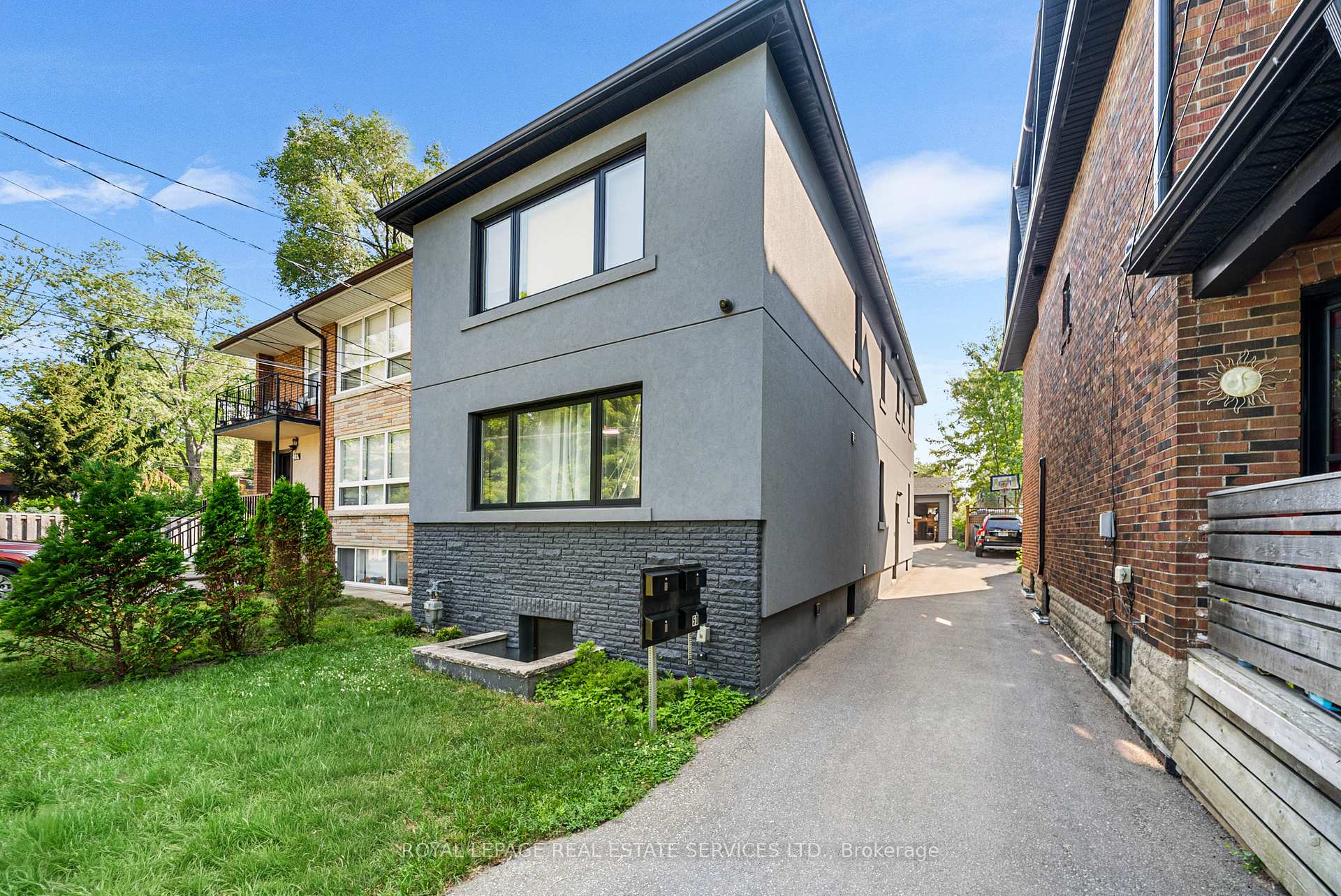50 Arcadian Circle, Toronto W06, ON, exterior