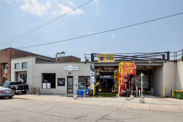 100 - 88-142 Cawthra Avenue, Toronto W02, ON, exterior