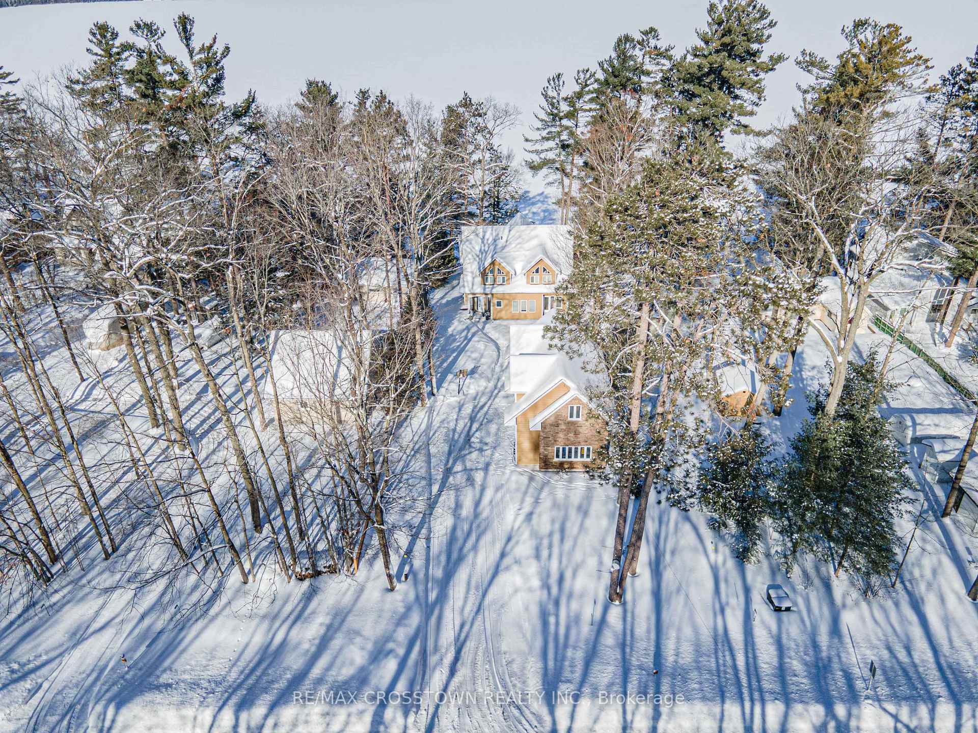 2240 South Orr Lake Road, Springwater, ON, exterior