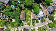 180 Dunvegan Road, Toronto C03, ON, exterior