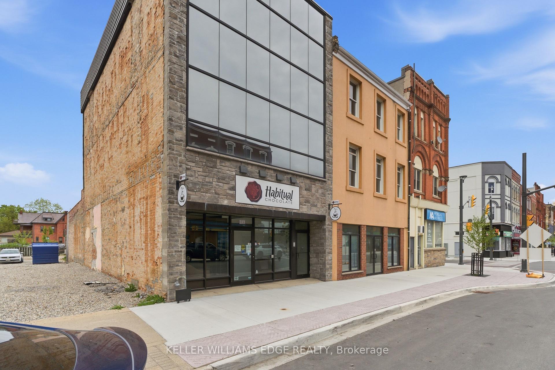 389 Dundas Street, Woodstock, ON, exterior