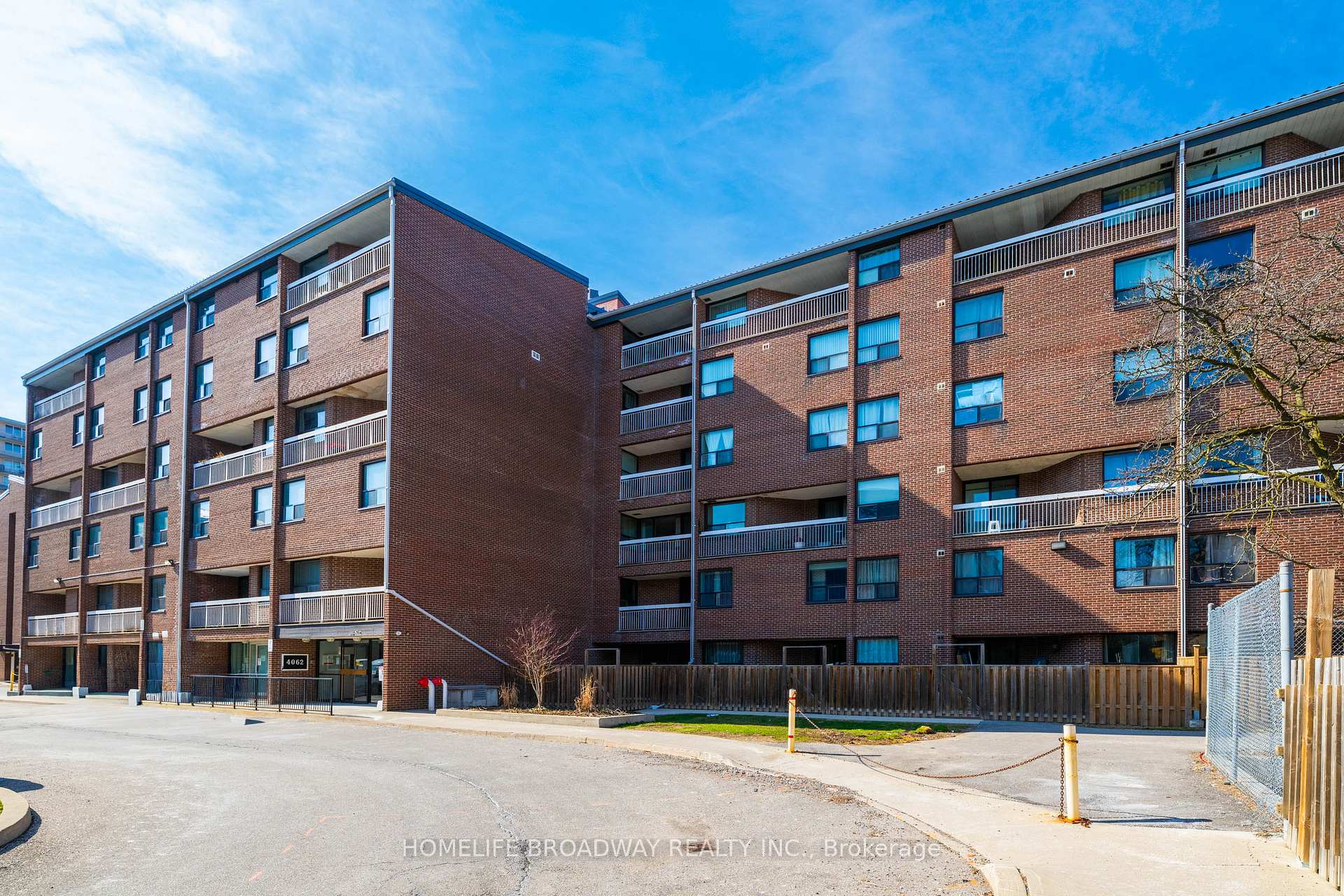 205 - 4062 Lawrence Avenue E, Toronto E10, ON, exterior