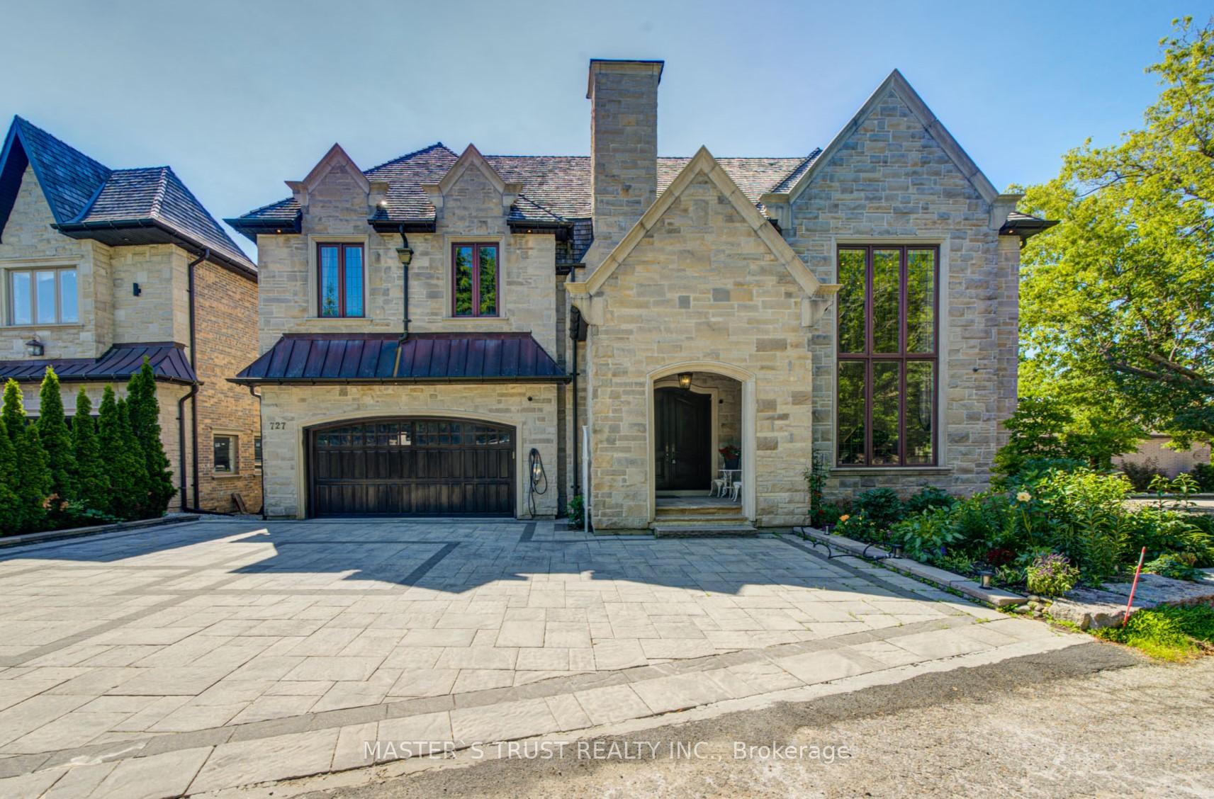 727 Sunset Beach Road, Richmond Hill, ON, exterior