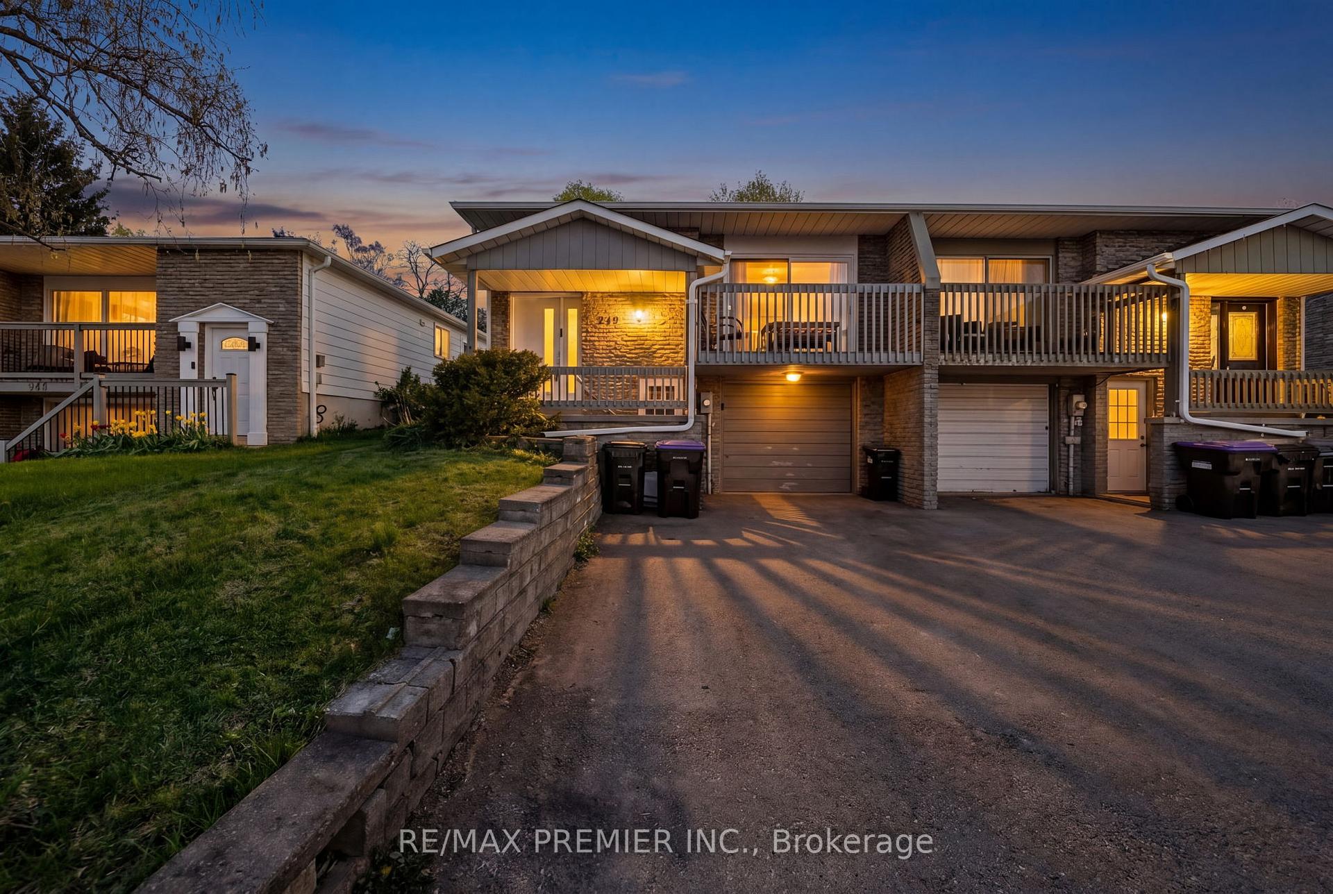 249 Britannia Avenue, Bradford West Gwillimbury, ON, exterior
