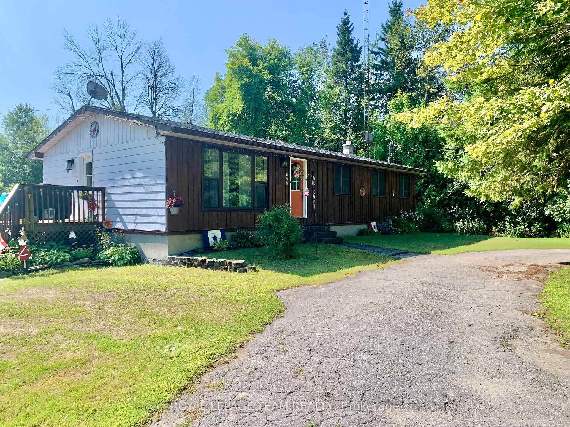 690 Limerick Road, North Grenville, ON, exterior