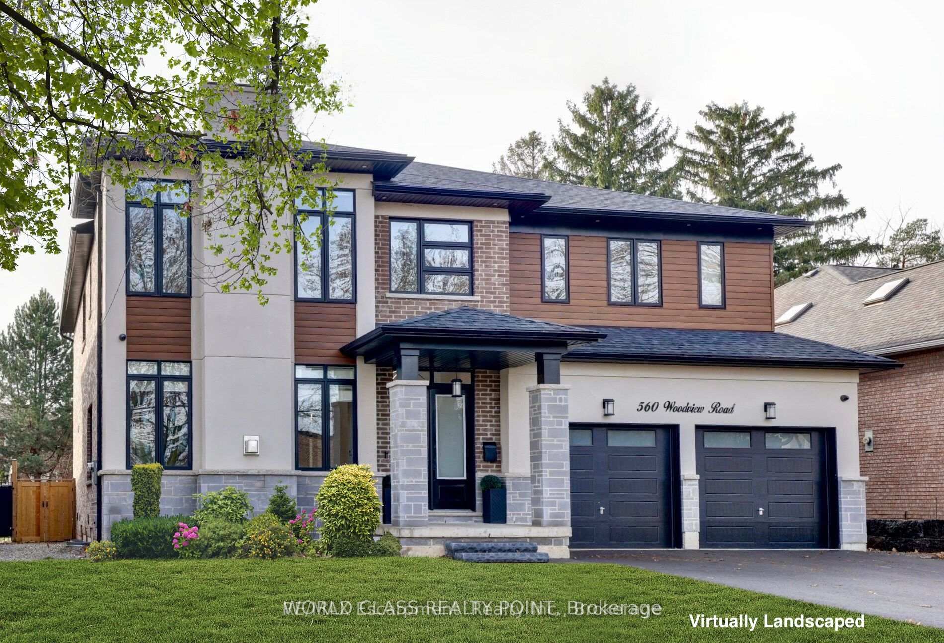 560 Woodview Road, Burlington, ON, exterior