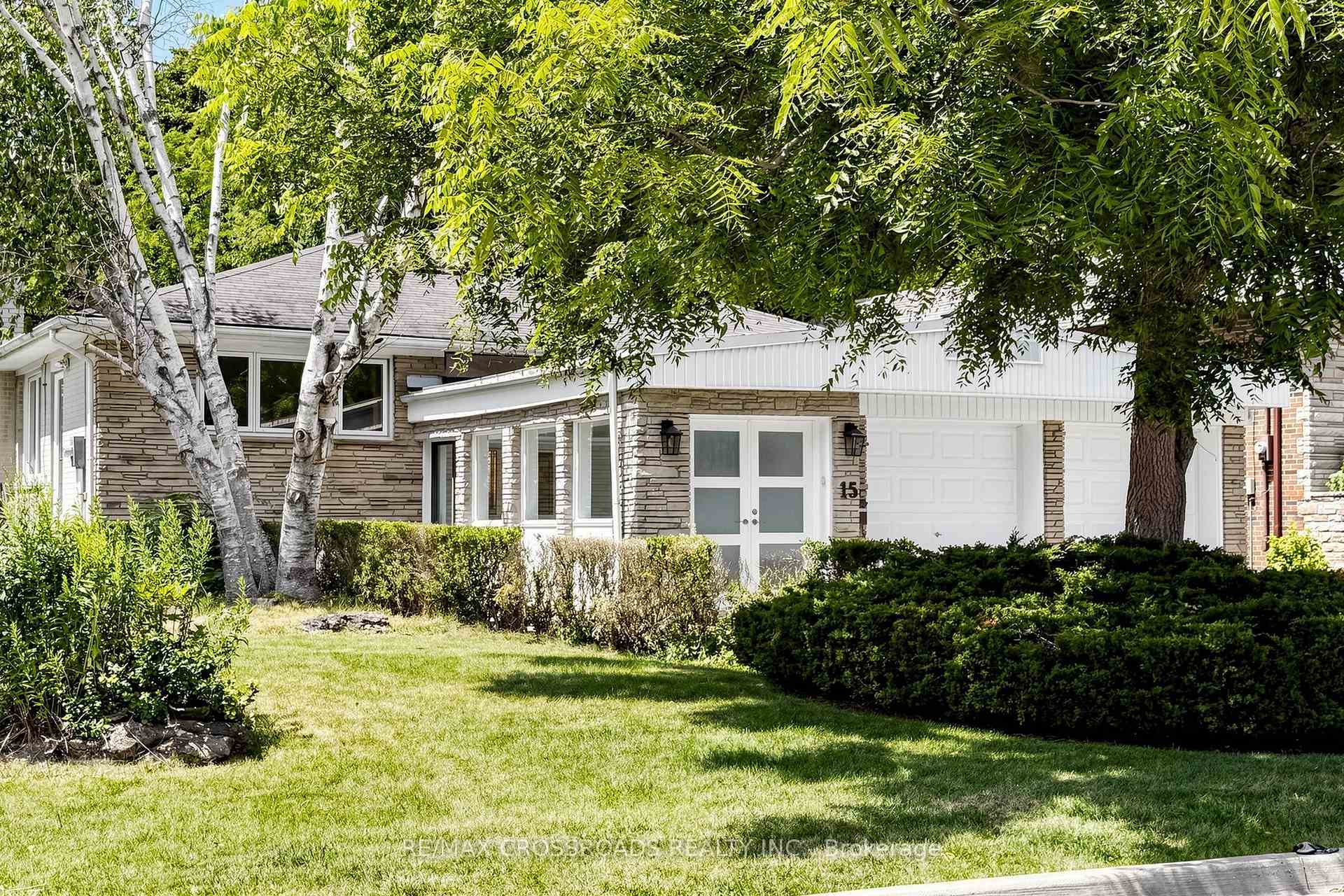15 Alamosa Drive, Toronto C15, ON, exterior