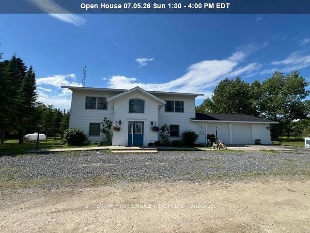 7431 Hwy 621, Lake of the Woods, ON, exterior