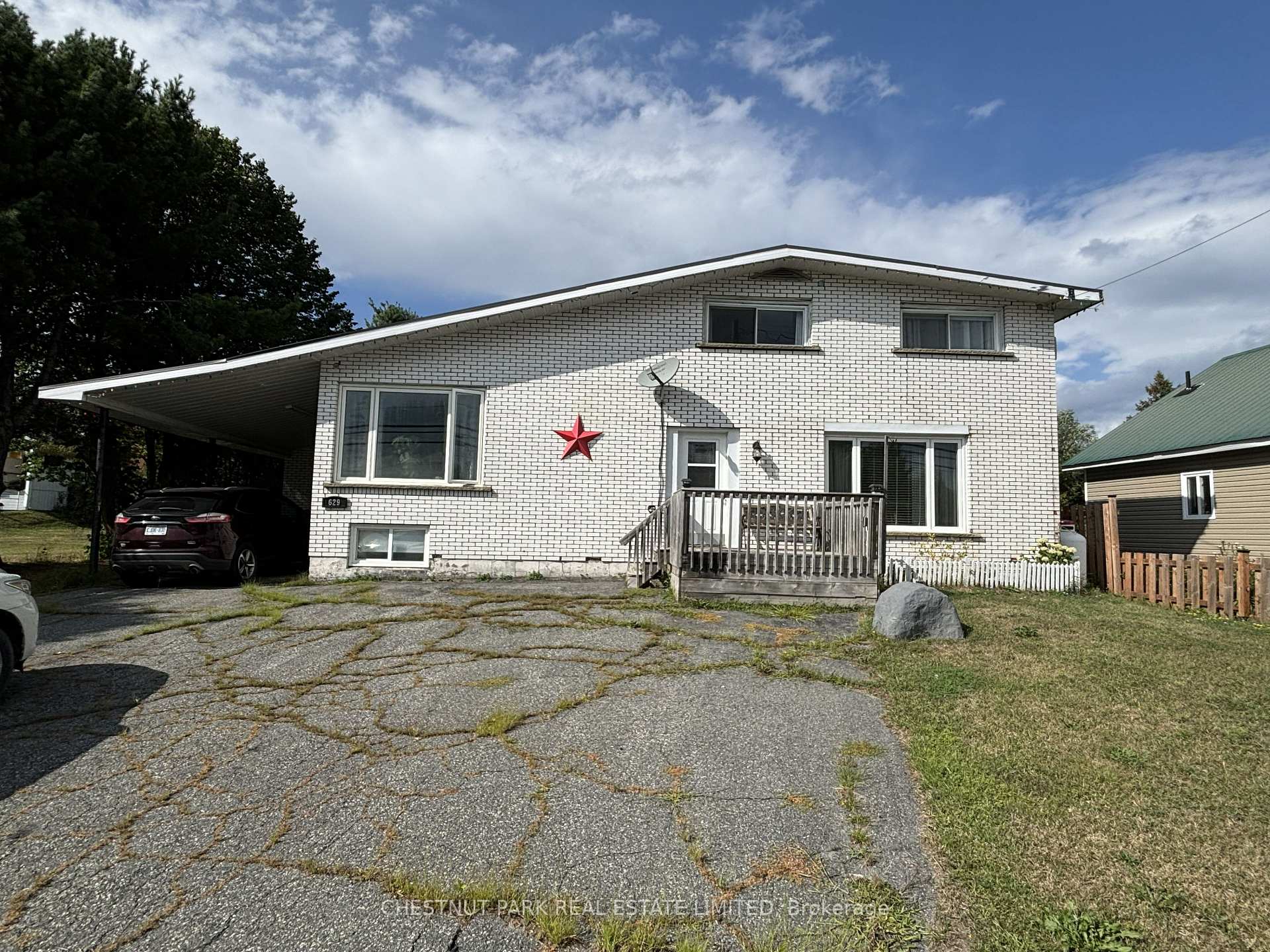 629 HWY 64 Highway, French River, ON, exterior