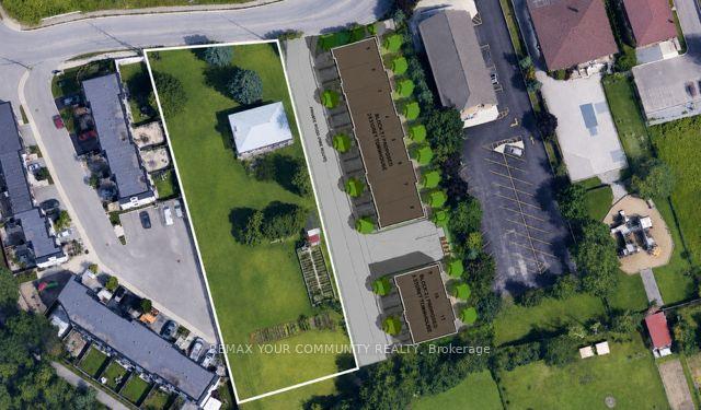 225 16th Avenue, Richmond Hill, ON, exterior