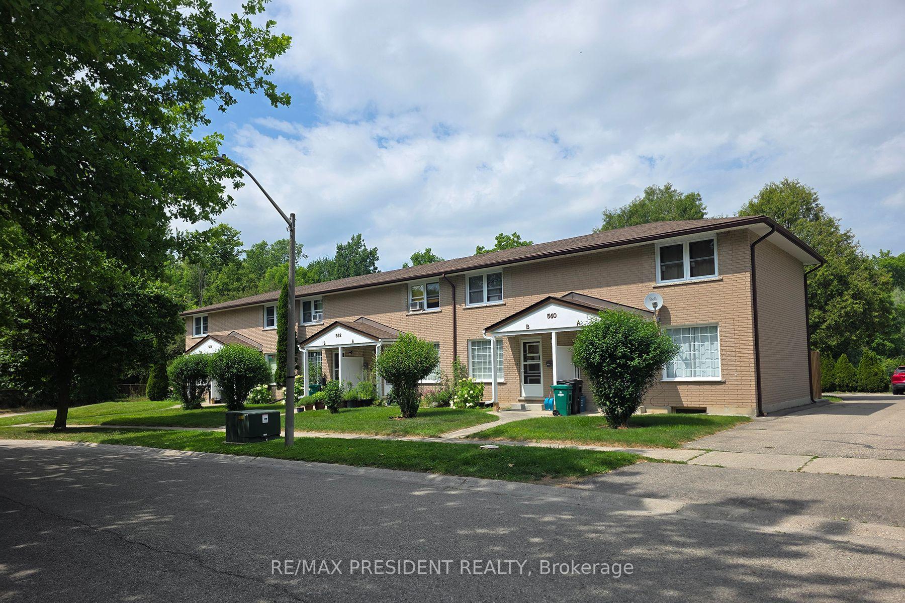 564 Brookhaven Crescent, Waterloo, ON, exterior
