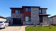 369 Belfort Crescent, Cornwall, ON, exterior