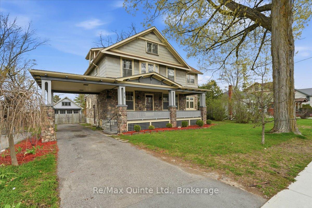 219 East Street, Greater Napanee, ON, exterior