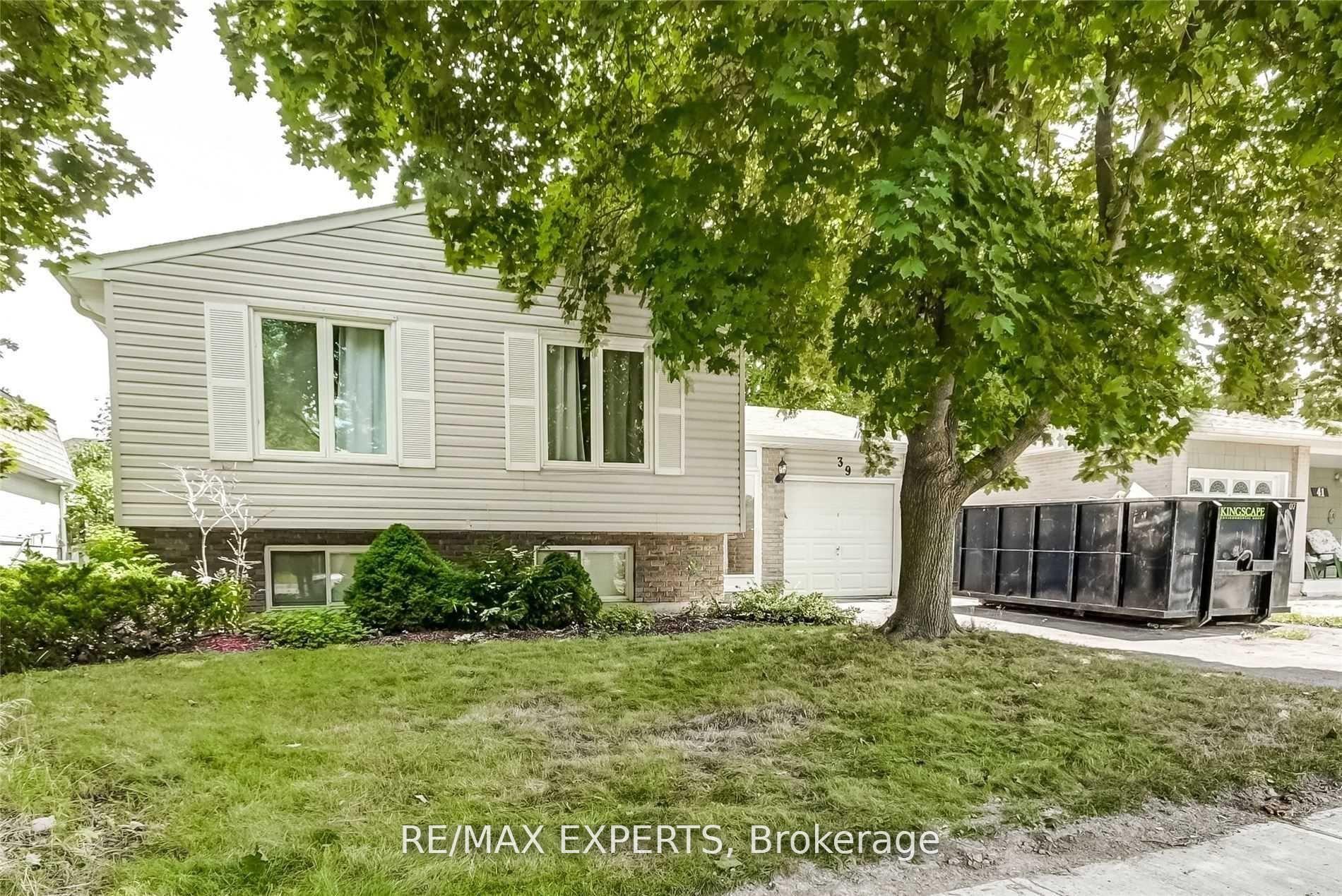Lower - 39 The Boulevard, New Tecumseth, ON, exterior