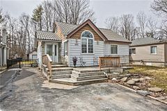 2052 Centre Avenue, Innisfil, ON, exterior