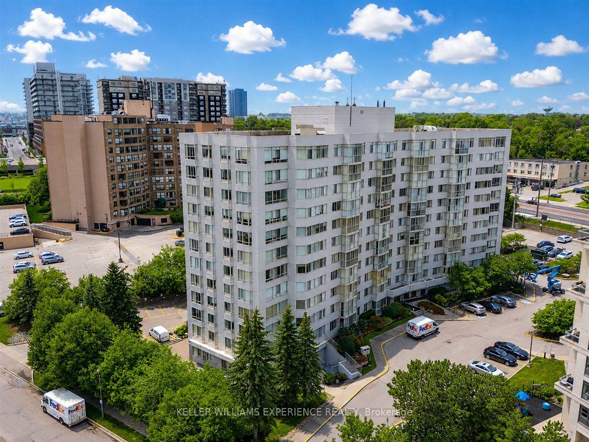503 - 270 Davis Drive, Newmarket, ON, exterior