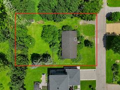 91 Palsen Street, Meadowlands - Crestview and Area, ON, exterior