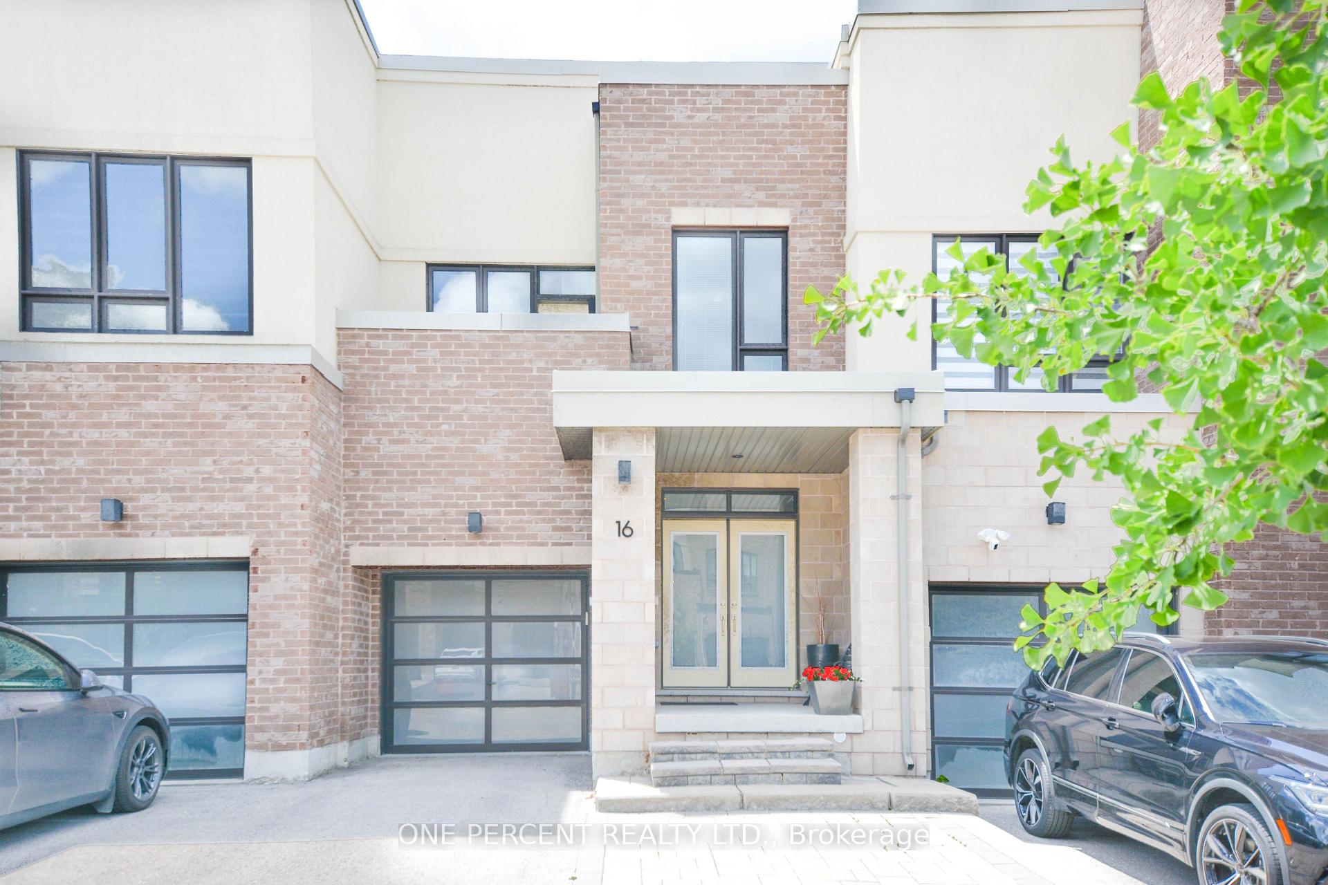 16 Denarius Crescent, Richmond Hill, ON, exterior
