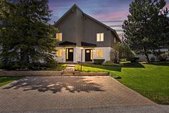 21 - 104 Kellie's Way, Blue Mountains, ON, exterior