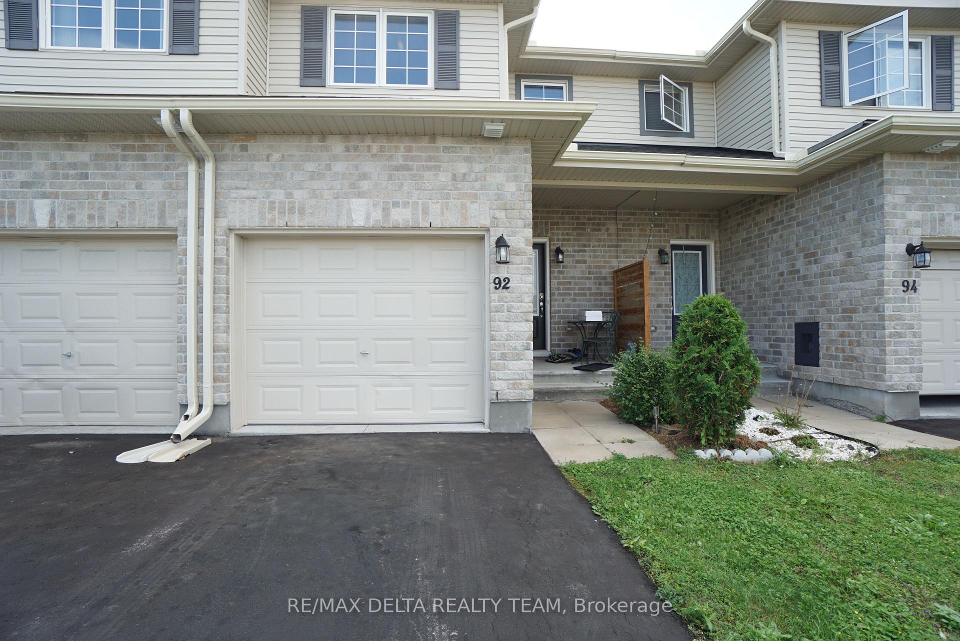 92 Bellwood Drive, Arnprior, ON, exterior