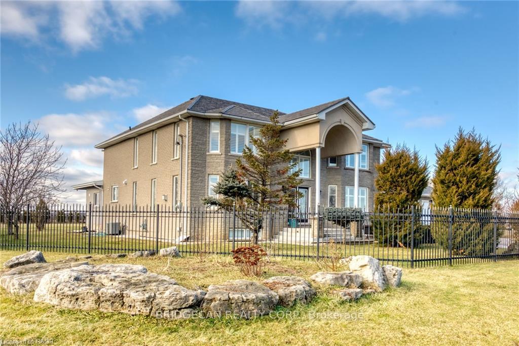 283 Second Road E, Hamilton, ON, exterior