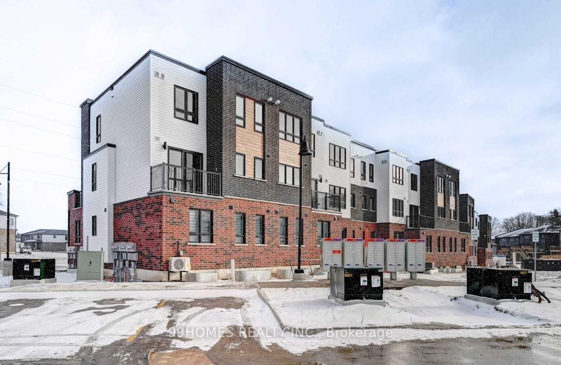 249 Chapel Hill Drive, Kitchener, ON, exterior