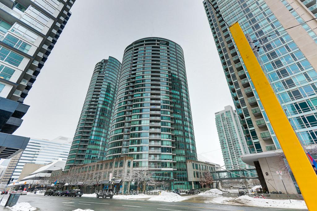 2510 - 373 Front Street W, Toronto C01, ON, exterior