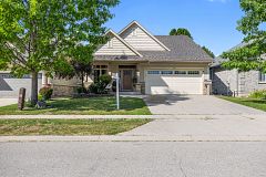 292 Walnut Street, Lucan Biddulph, ON, exterior