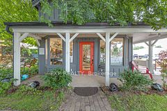 2 Francis Street E, Clearview, ON, exterior