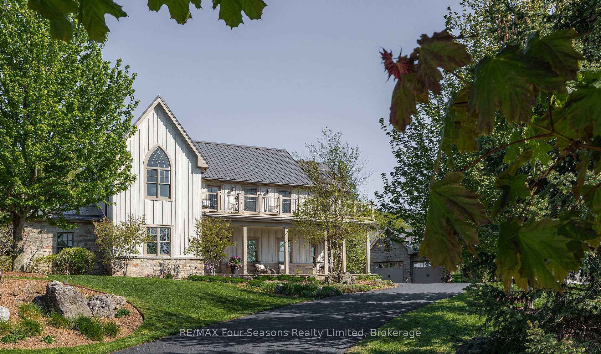 108 George Mcrae Road W, Blue Mountains, ON, exterior
