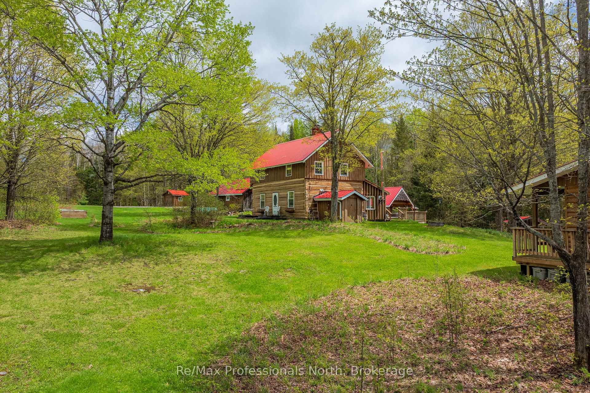 3569 Chetwynd Road, Kearney, ON, exterior