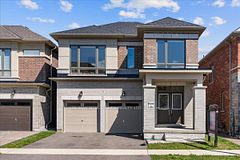24 Dumaine Street, Whitby, ON, exterior
