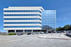 240 - 7050 Weston Road, Vaughan, ON, exterior