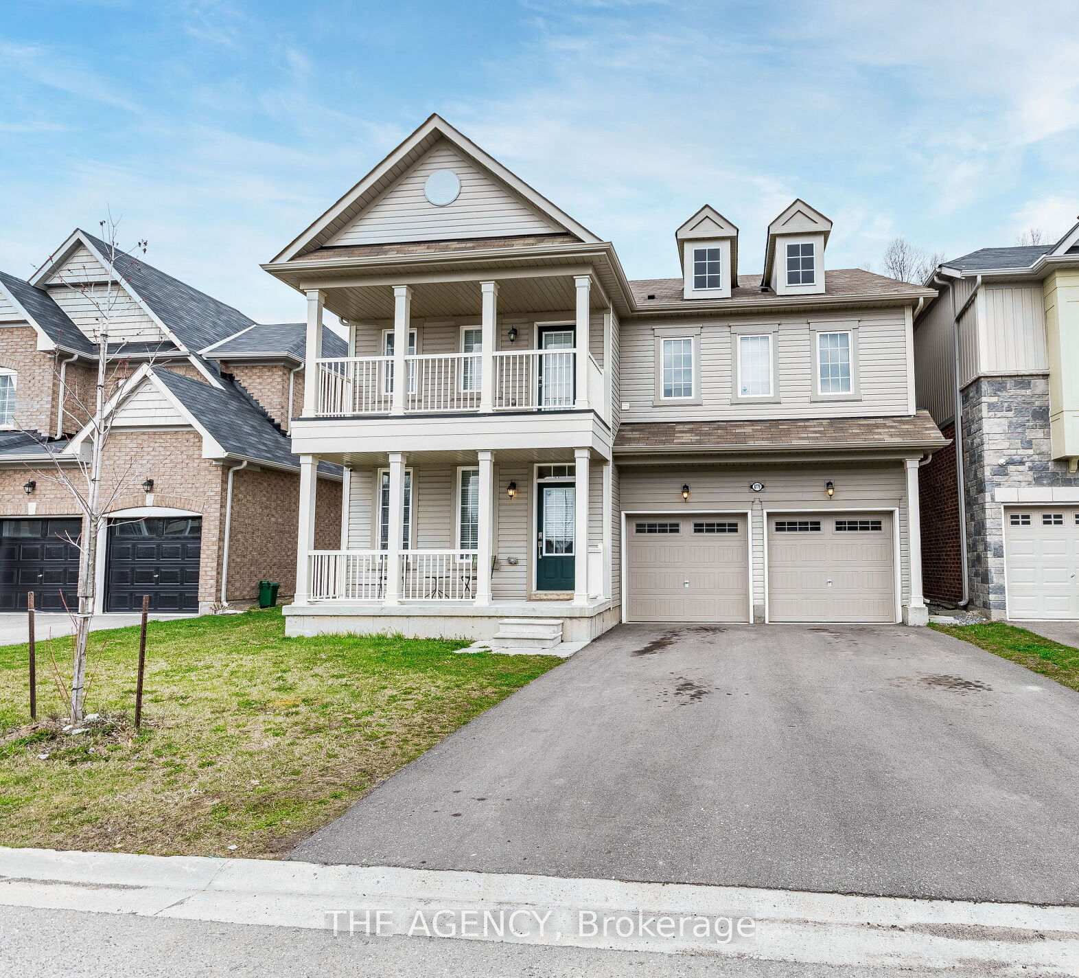 8779 Chickory Trail, Niagara Falls, ON, exterior