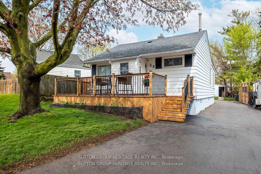 34 Maple Street, Ajax, ON, exterior