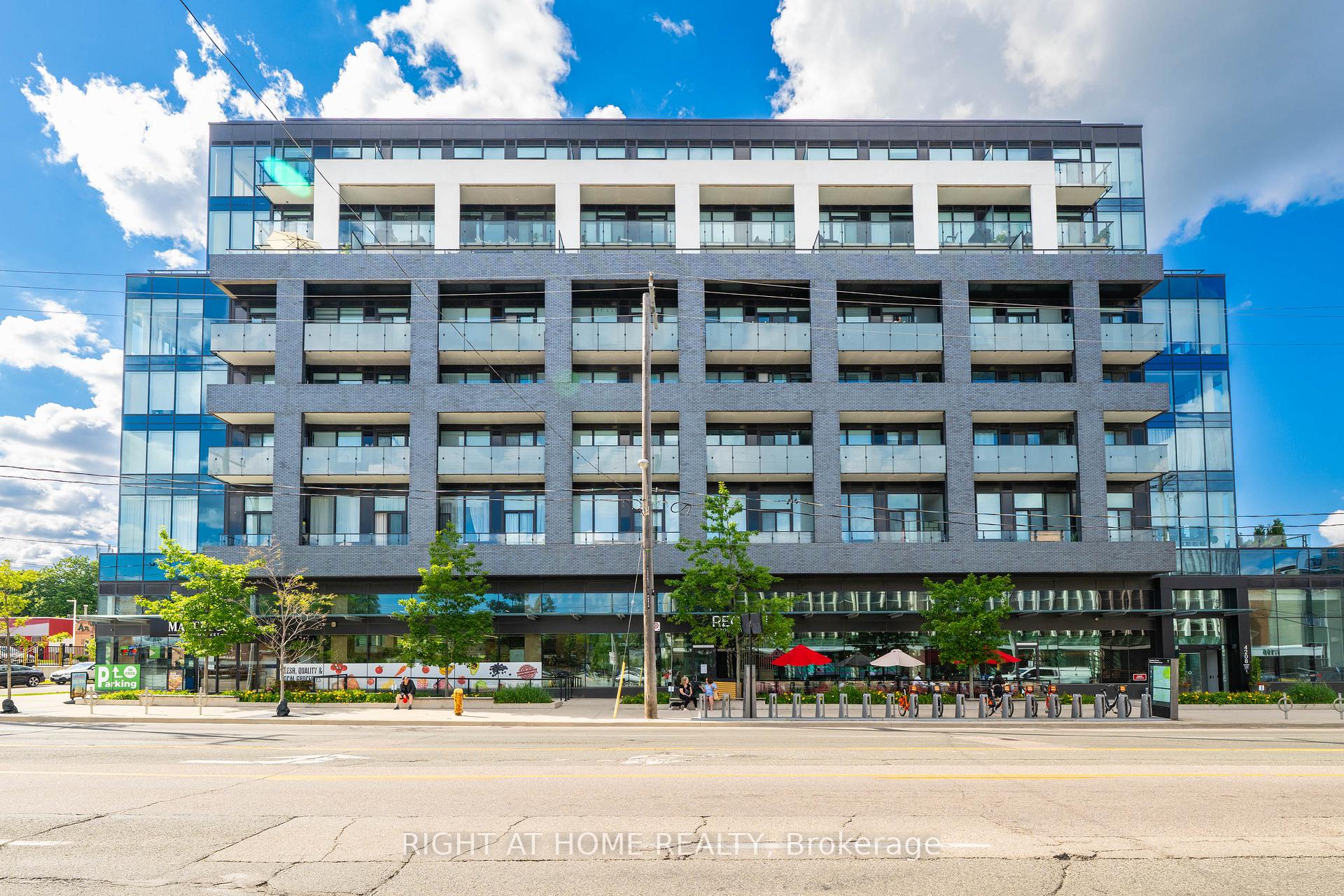 414 - 4208 Dundas Street W, Toronto W08, ON, exterior