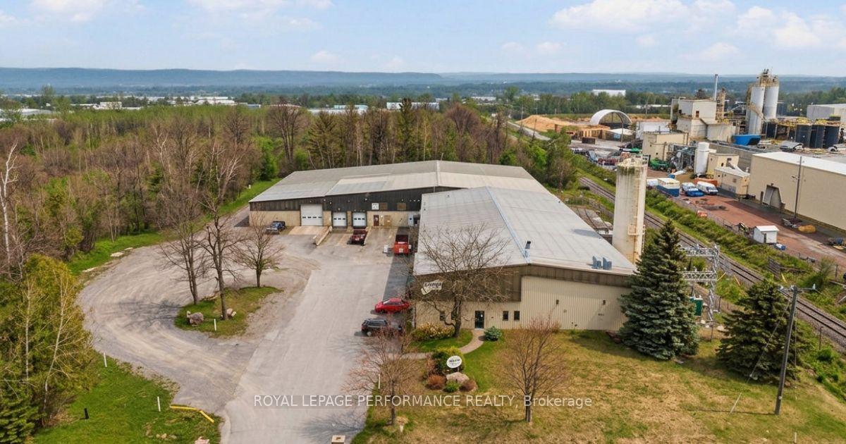 1301 Spence Avenue, Hawkesbury, ON, exterior