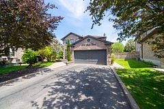 4021 Sasha Court, Mississauga, ON, exterior