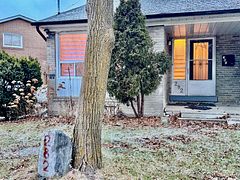 282 Roywood Drive, Toronto C13, ON, exterior