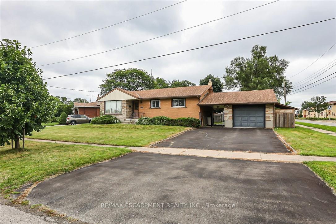 5750 Hodgson Avenue, Niagara Falls, ON, exterior