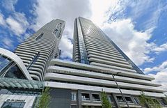 303 - 195 Commerce Street, Vaughan, ON, exterior