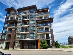 206 - 10 Esplanade Lane, Grimsby, ON, exterior