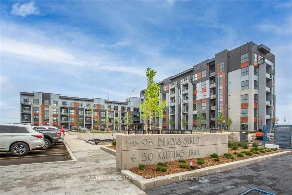 507 - 95 Dundas Street W, Oakville, ON, exterior