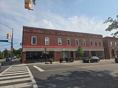15 King Avenue W, Clarington, ON, exterior
